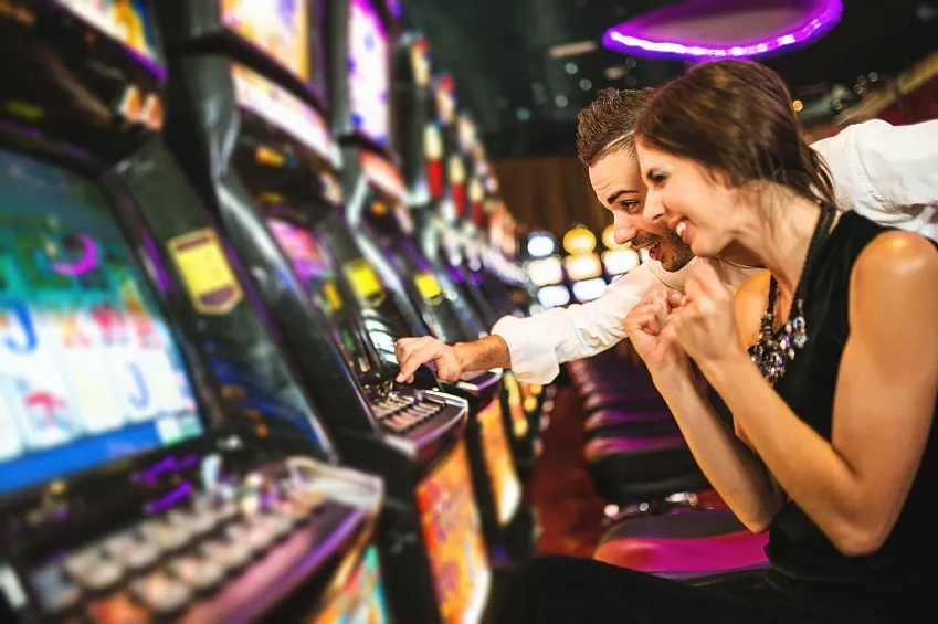 Tips for Playing Slot Machines