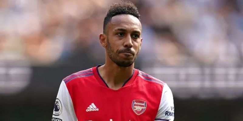 Pierre-Emerick Aubameyang: A Footballing Journey